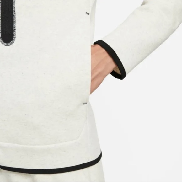 Nike Tech Men Fleece Full-zip Hoodie White Heather DD4688-100 - Picture 3 of 10